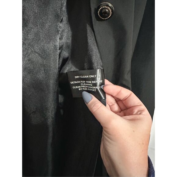 Vintage St John Coat - Picture 9 of 16